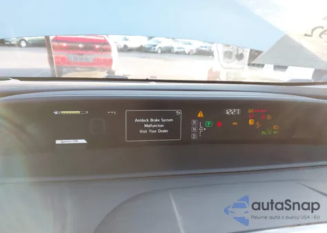 2018 Toyota Prius Four из США, поврежденный, VIN JTDKARFU7J3058756